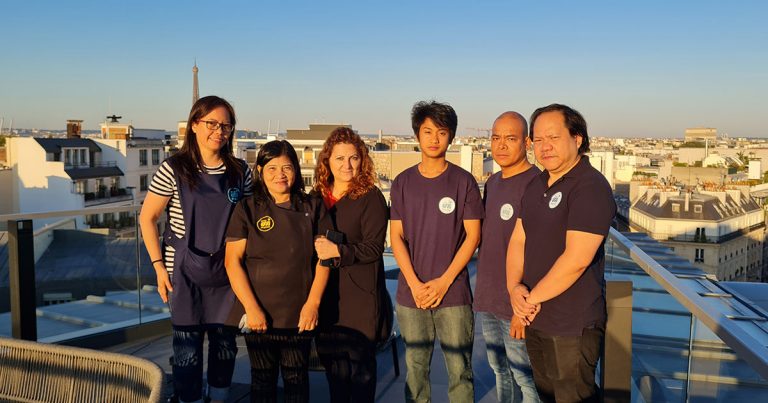 #FIERS : Evelyn, Winnie, Jenny, Anjo & Mark sur le site Immeuble Rio