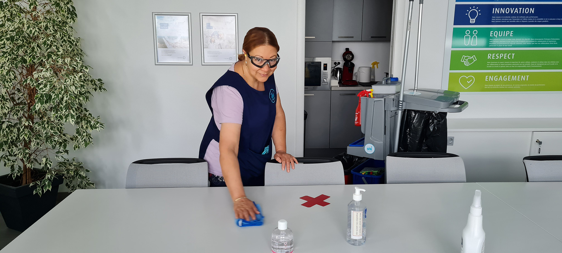 agent nettoyage école ESITC