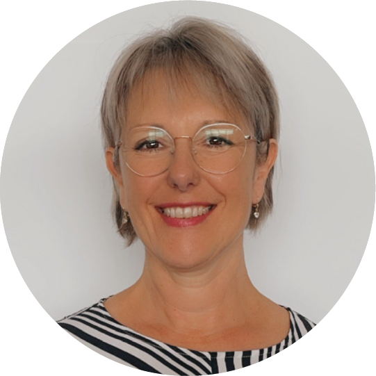Portrait-Services-Celine BERTRAND